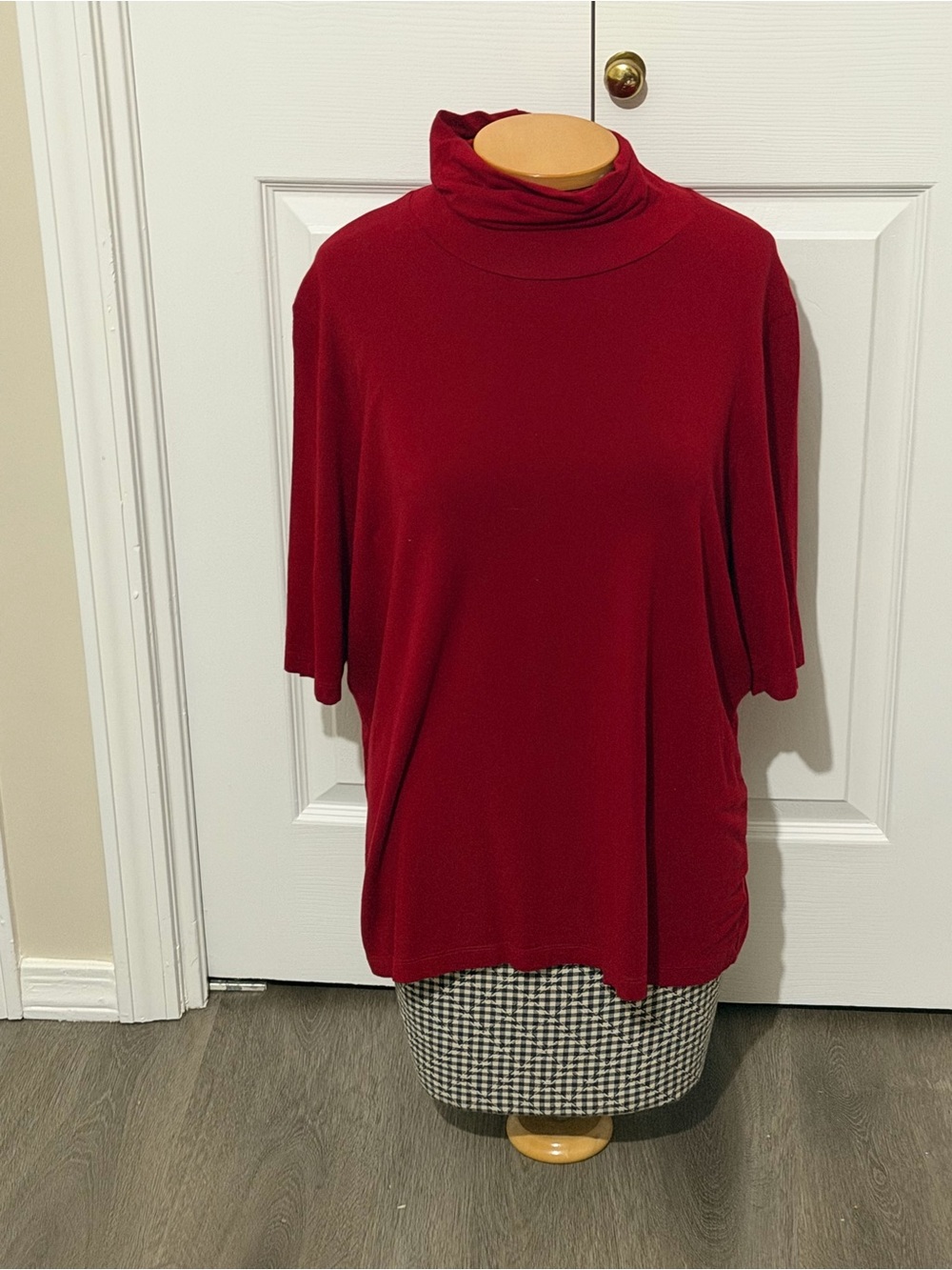 Women's Red Turtleneck Short-Sleeve Sweater 2x